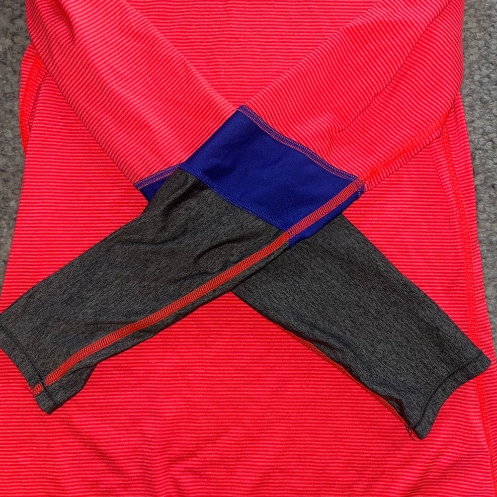 Youth under Armour pink and Blue Long Sleeve Shirt - Picture 3 of 5